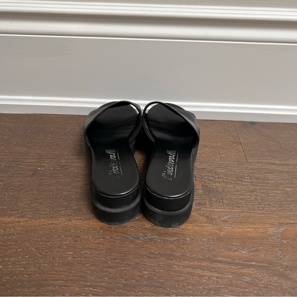 Black L’Intervalle Sandals - Picture 4 of 10